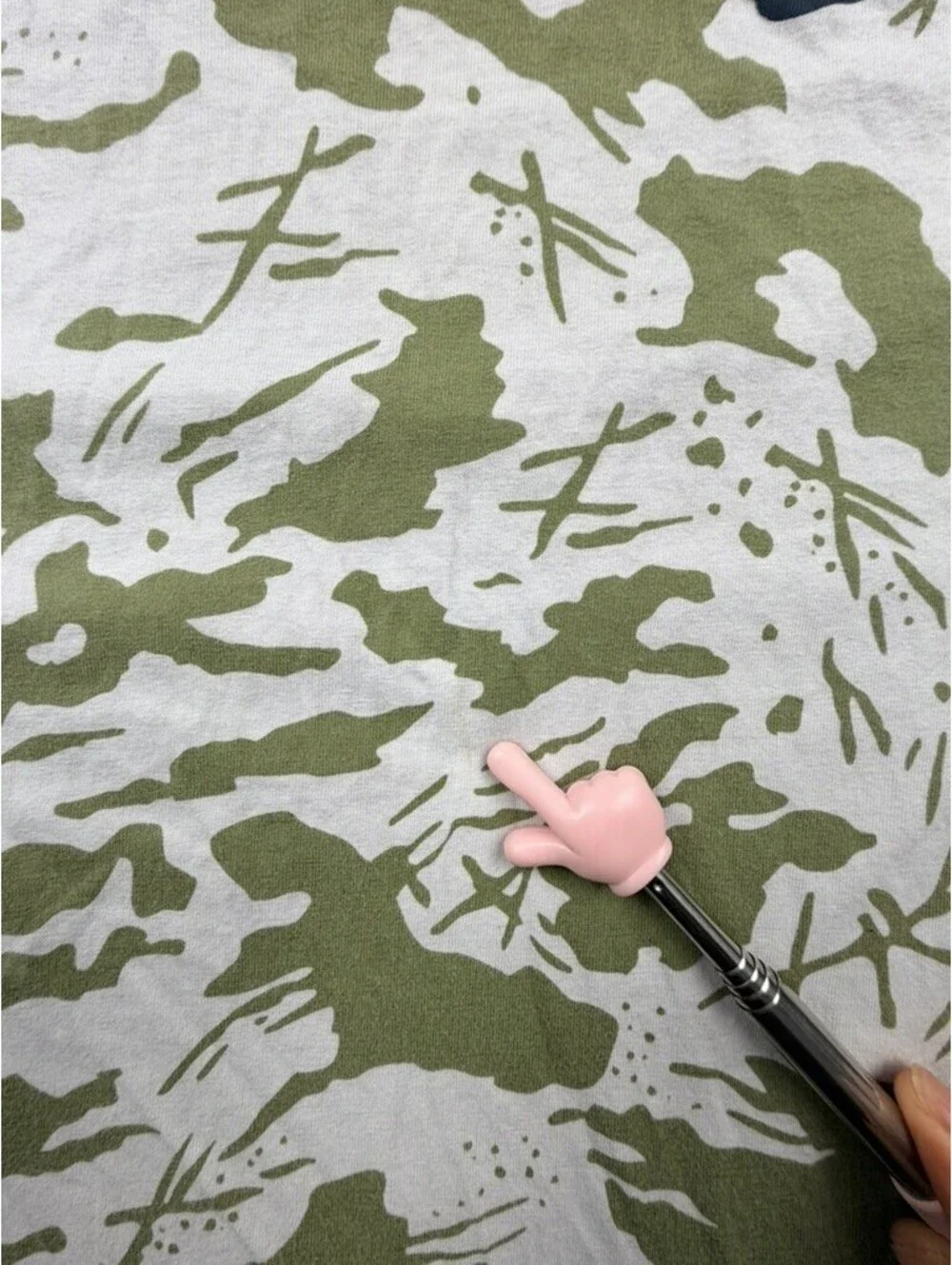 Nike The Nike Tee Mens Small S Green Camouflage Short Sleeve T Shirt DR7819-100